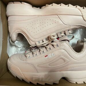 Fila Women's Light Pink Chunky Sneakers